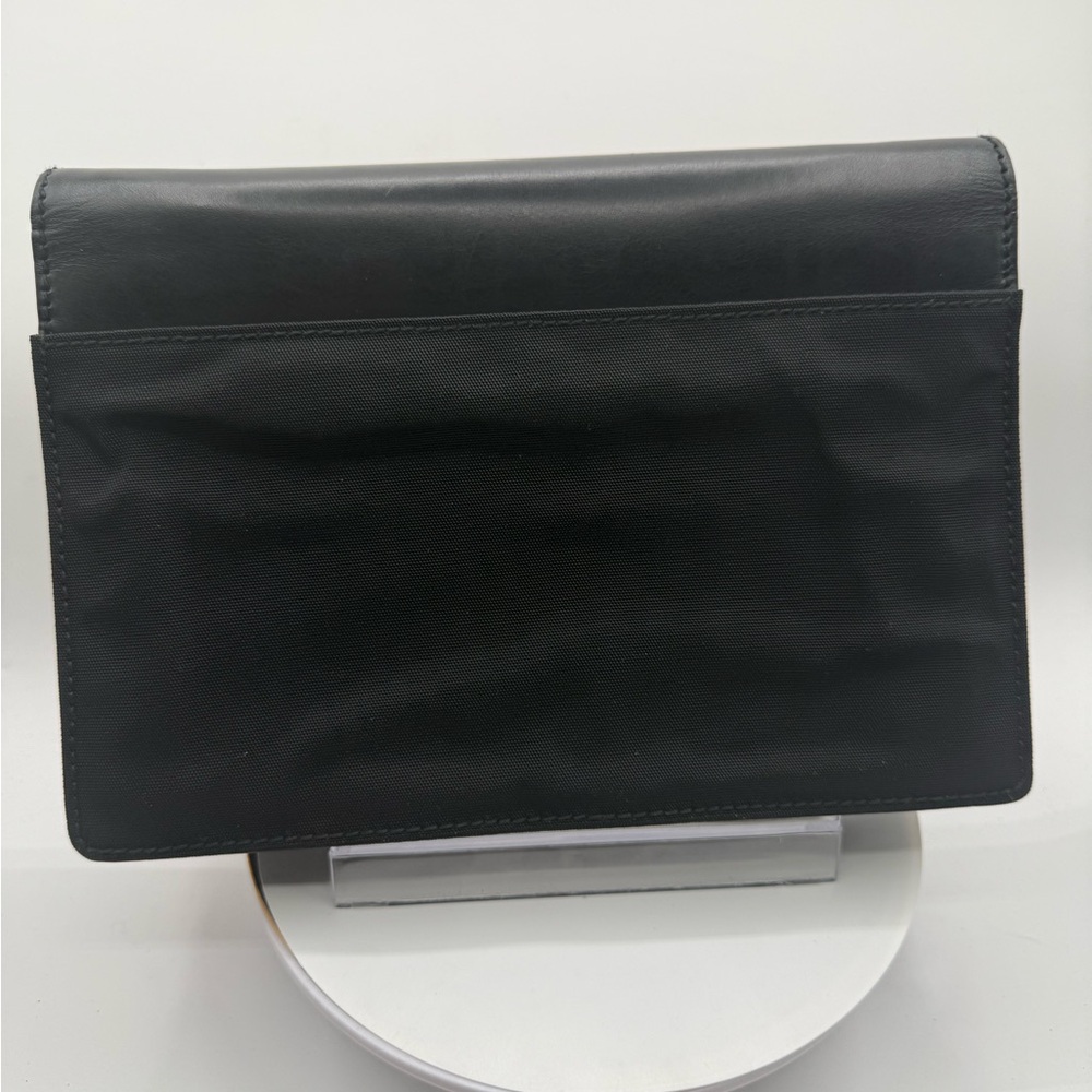 Vintage Gucci black leather and canvas nylon clutch wristlet EUC 🔥🔥 - Picture 4 of 17